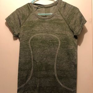 lululemon swiftly short sleeve shirt